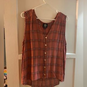 Plaid salmon tank